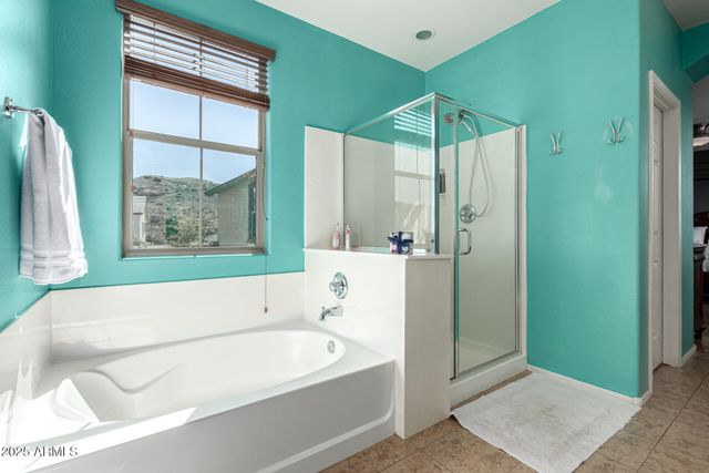 3914 E CONSTANCE Way, Phoenix, AZ 85042