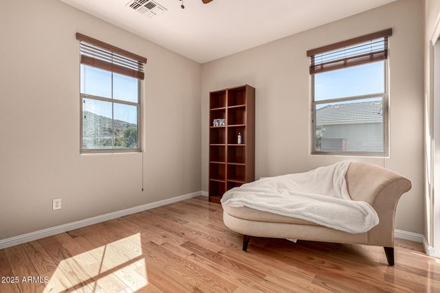 3914 E CONSTANCE Way, Phoenix, AZ 85042