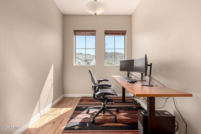 3914 E CONSTANCE Way, Phoenix, AZ 85042