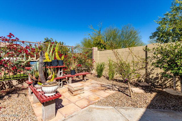 3914 E CONSTANCE Way, Phoenix, AZ 85042