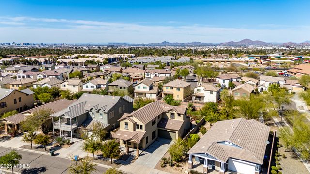 3914 E CONSTANCE Way, Phoenix, AZ 85042