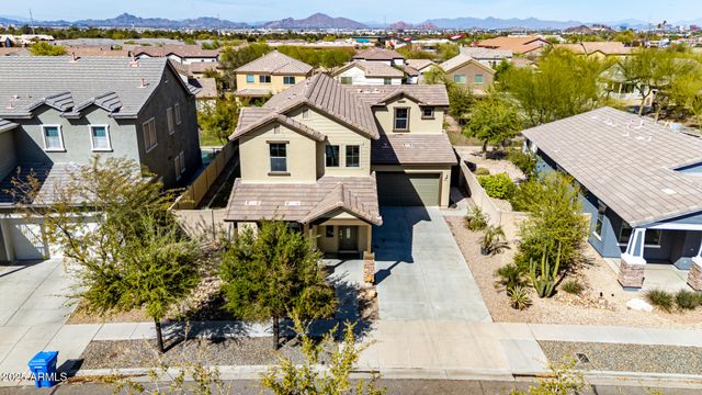 3914 E CONSTANCE Way, Phoenix, AZ 85042