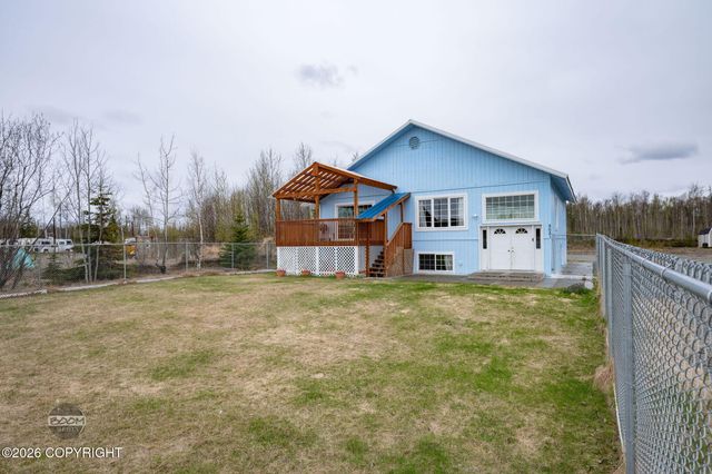 8681 W Gus's Court, Wasilla, AK 99623
