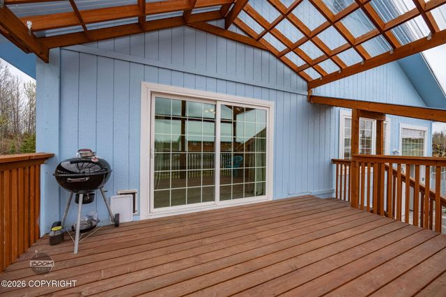 8681 W Gus's Court, Wasilla, AK 99623