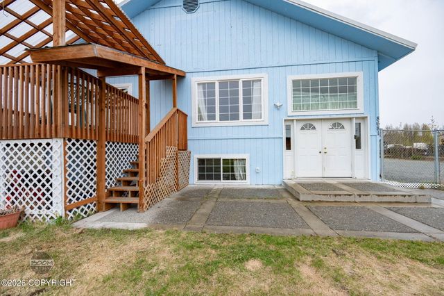 8681 W Gus's Court, Wasilla, AK 99623