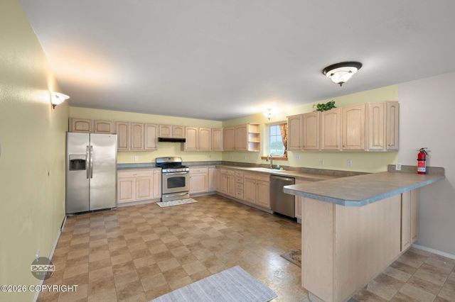 8681 W Gus's Court, Wasilla, AK 99623