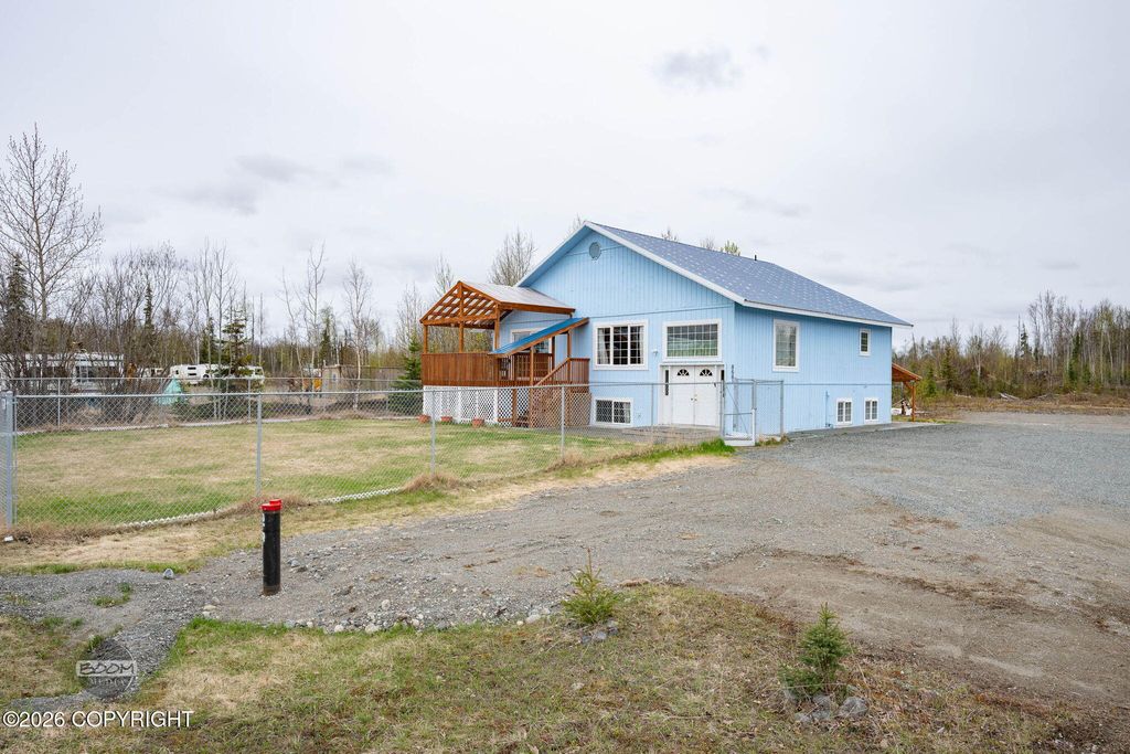 8681 W Gus's Court, Wasilla, AK 99623