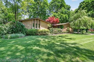 1309 Ashover Drive, Bloomfield Hills, MI 48304