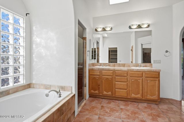 4483 N Placita Coahuila, Tucson, AZ 85749