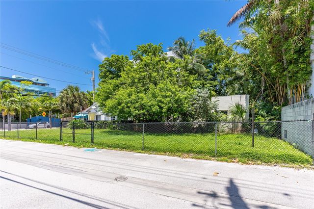 918 4th Street, Miami Beach, FL 33139
