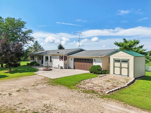 28632 County Hwy BA, Richland Center, WI 53581