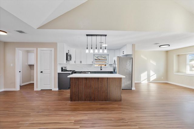 3309 Park Wick Lane, Deer Park, TX 77536