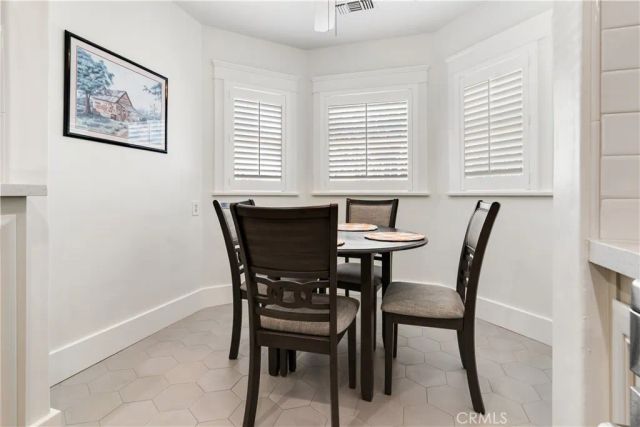 2709 Sunset Avenue, Bakersfield, CA 93304