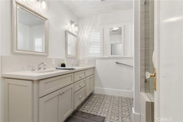 2709 Sunset Avenue, Bakersfield, CA 93304