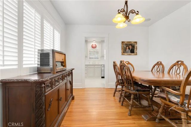 2709 Sunset Avenue, Bakersfield, CA 93304