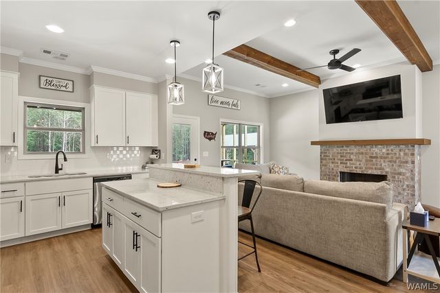 13872 Gilliam, Berry, AL 35546