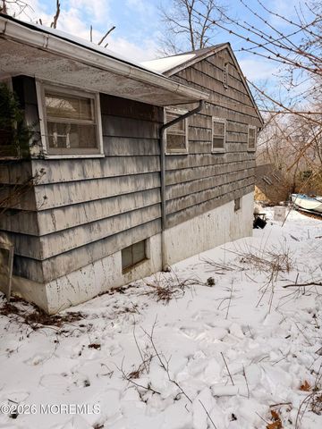 19 Summit Avenue, Atlantic Highlands, NJ 07716