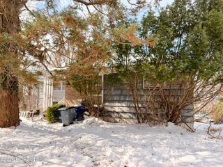 19 Summit Avenue, Atlantic Highlands, NJ 07716