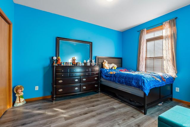 4307 N Lighthouse Drive, Warsaw, IN 46582