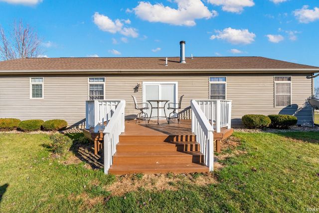 4307 N Lighthouse Drive, Warsaw, IN 46582