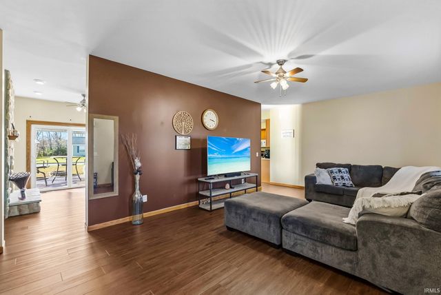 4307 N Lighthouse Drive, Warsaw, IN 46582