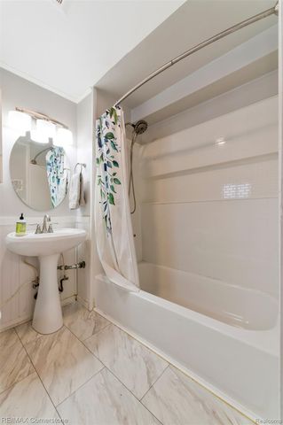 34454 Cherry Hill Road, Westland, MI 48185