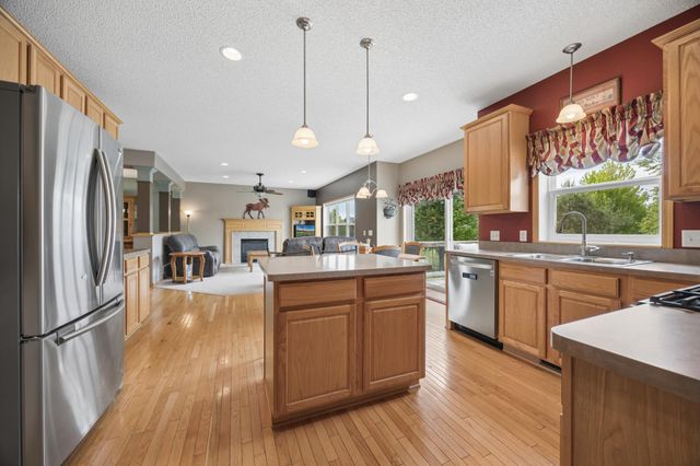 11265 68th Street NE, Albertville, MN 55301