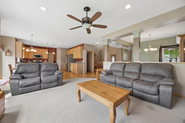 11265 68th Street NE, Albertville, MN 55301