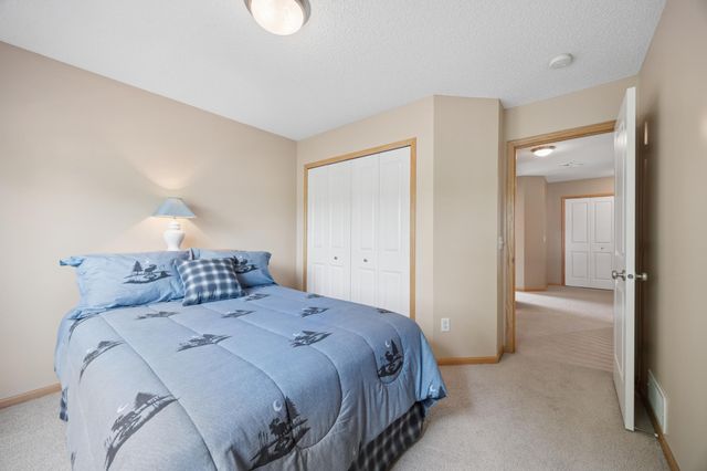 11265 68th Street NE, Albertville, MN 55301