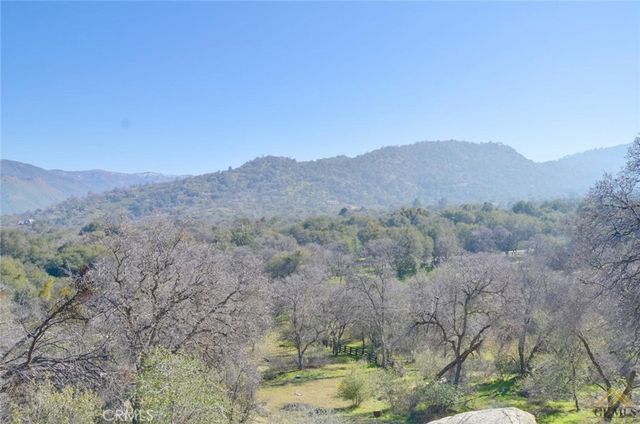 28060 Carlyle Springs Road, Keene, CA 93531