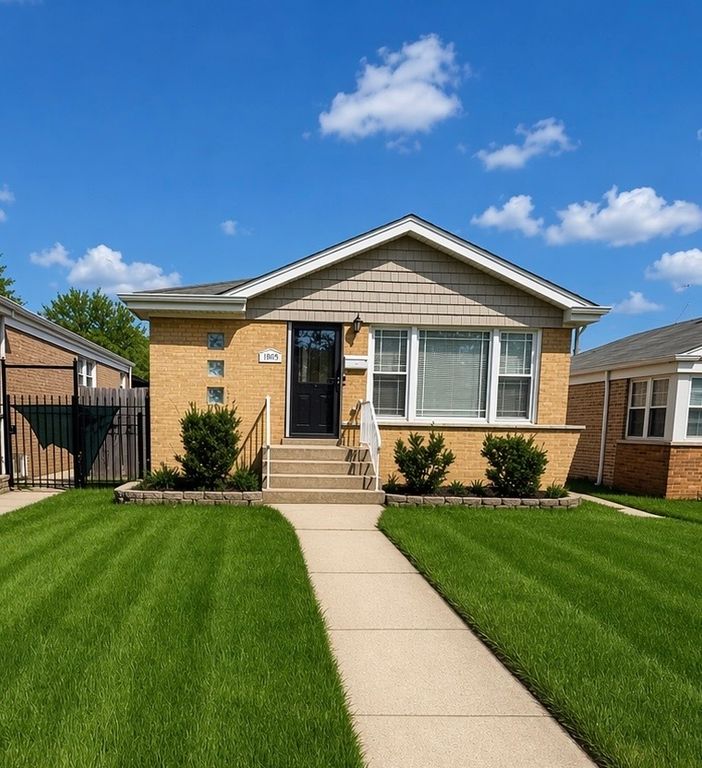 7805 S Homan Avenue, Chicago, IL 60652
