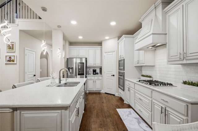 1802 Roundtree Road, Forney, TX 75126