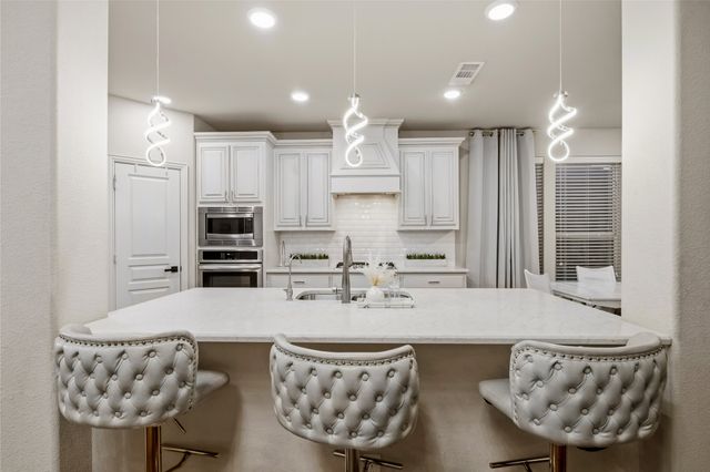 1802 Roundtree Road, Forney, TX 75126
