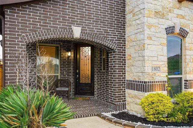 1802 Roundtree Road, Forney, TX 75126
