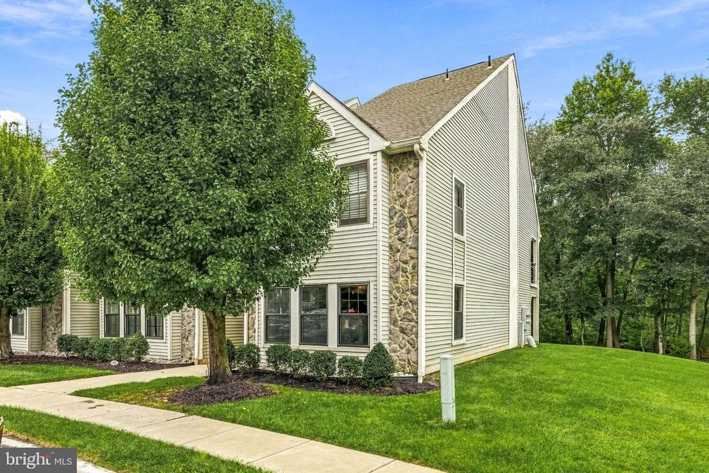 45 BRIDGEWATER DR, Marlton, NJ 08053 — photo 2
