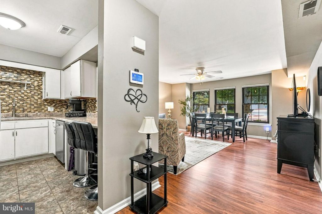 45 BRIDGEWATER DR, Marlton, NJ 08053 — photo 5