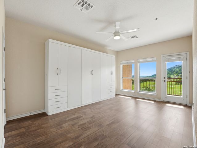 20 Tapatio Dr E Unit 205, Boerne, TX 78006