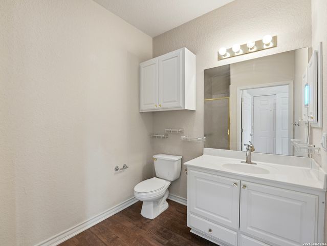 20 Tapatio Dr E Unit 205, Boerne, TX 78006