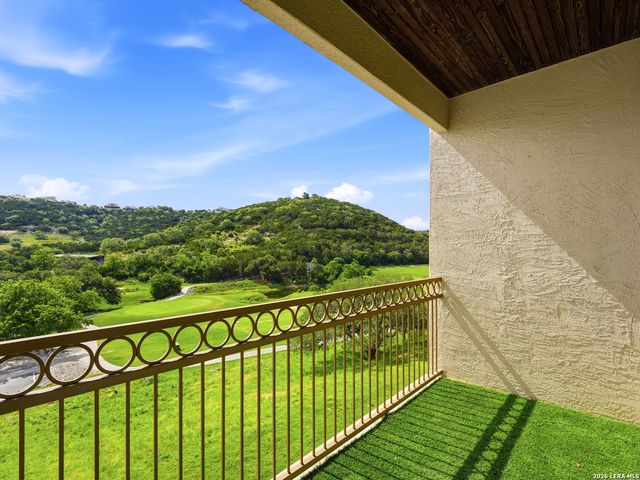 20 Tapatio Dr E Unit 205, Boerne, TX 78006