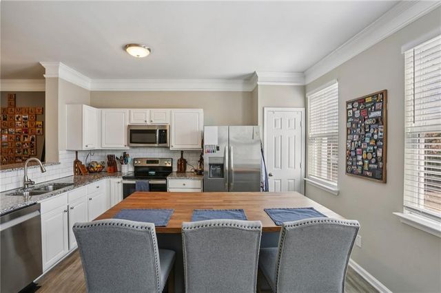 2495 Ivey Crest Circle, Tucker, GA 30084