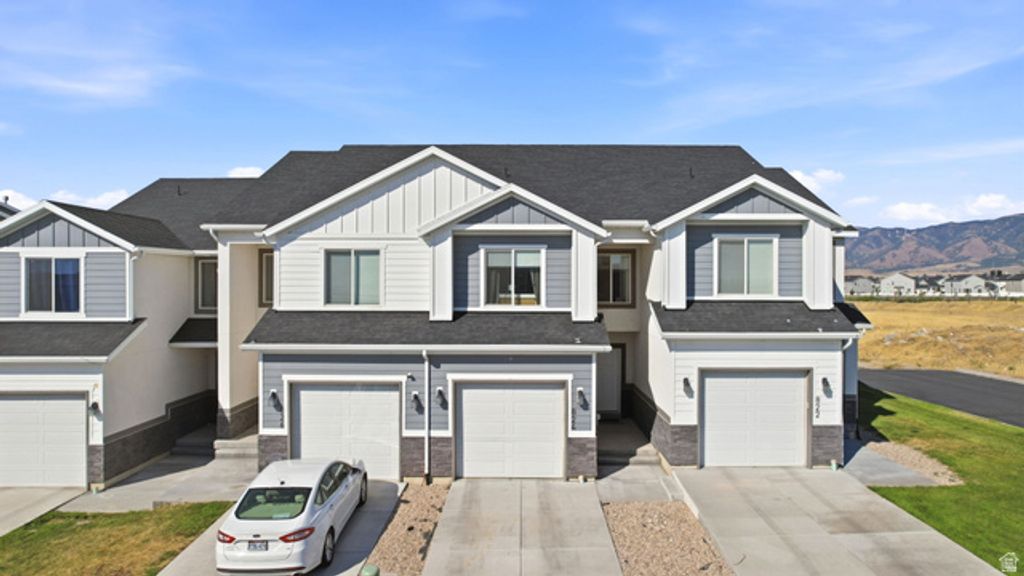 824 N GLENEAGLES CT, Tooele, UT 84074 — photo 4