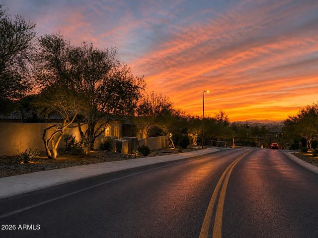 10637 E BLANCHE Drive, Scottsdale, AZ 85255