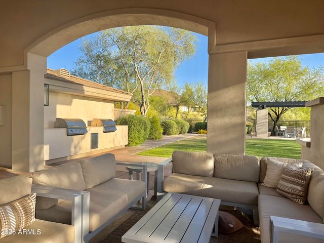 10637 E BLANCHE Drive, Scottsdale, AZ 85255
