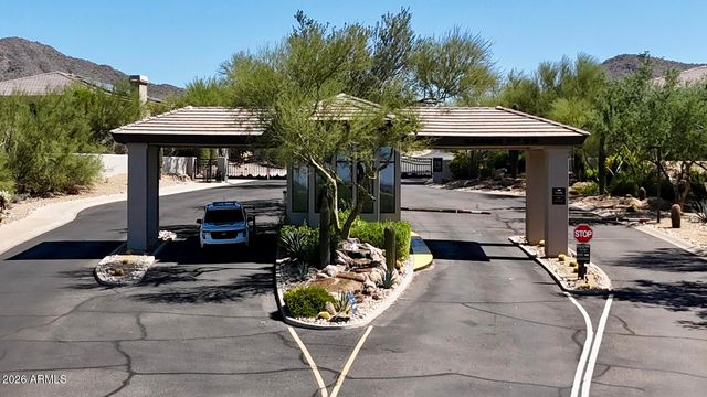 10637 E BLANCHE Drive, Scottsdale, AZ 85255