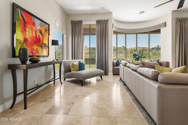 10637 E BLANCHE Drive, Scottsdale, AZ 85255