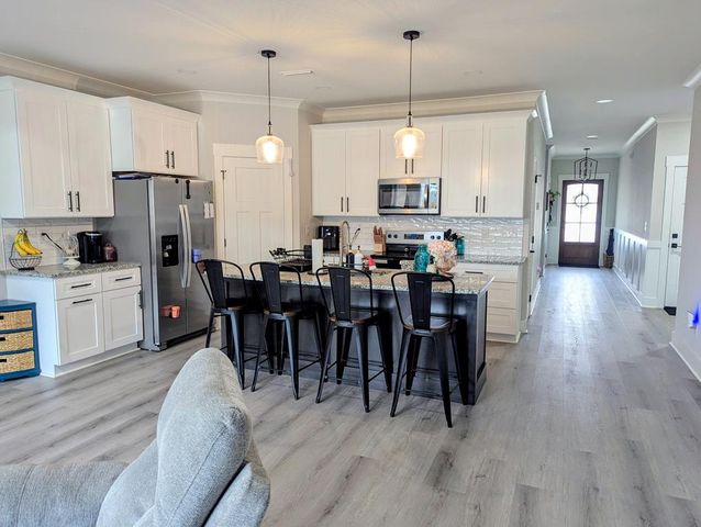 11922 S County Road 33, Cottonwood, AL 36320