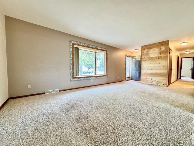 1208 Somerset Road, Fergus Falls, MN 56537