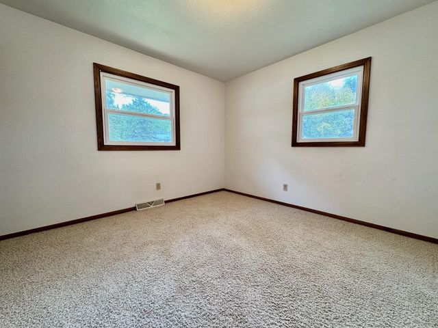 1208 Somerset Road, Fergus Falls, MN 56537