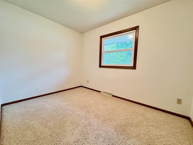 1208 Somerset Road, Fergus Falls, MN 56537