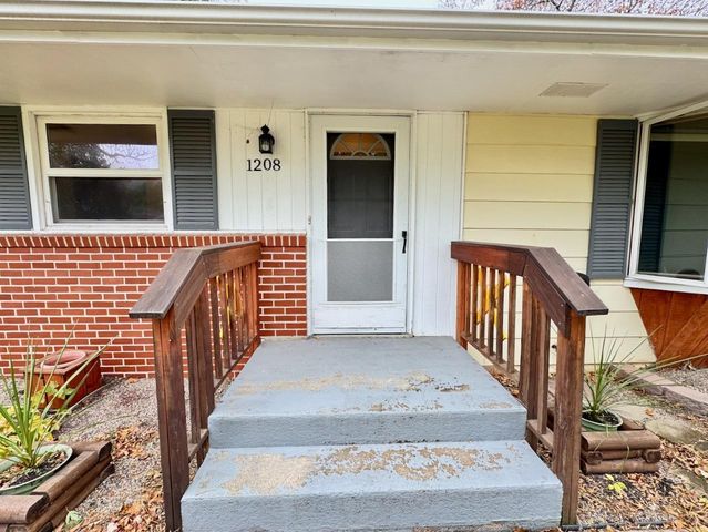 1208 Somerset Road, Fergus Falls, MN 56537